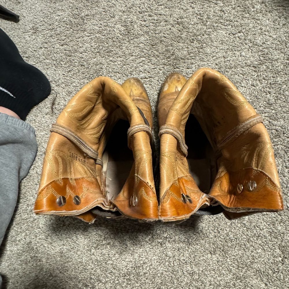 Vintage Reconstructed Tan Western Cowboy Boots - Picture 6 of 6